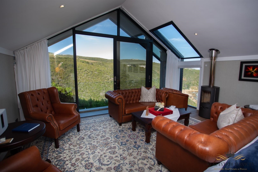 4 Bedroom Property for Sale in Herolds Bay Western Cape